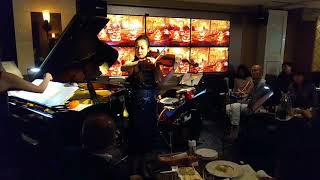 Download lagu 小林麻里さんハロウィン🎃ジャズライブ 🎻松尾沙樹さん 🎹武藤勇樹君、🥁鎌倉規匠 🎵銀座ビーナス🎵20171027 mp3 Download lagu 小林麻里さんハロウィン🎃ジャズライブ 🎻松尾沙樹さん 🎹武藤勇樹君、🥁鎌倉規匠 🎵銀座ビーナス🎵20171027 mp3