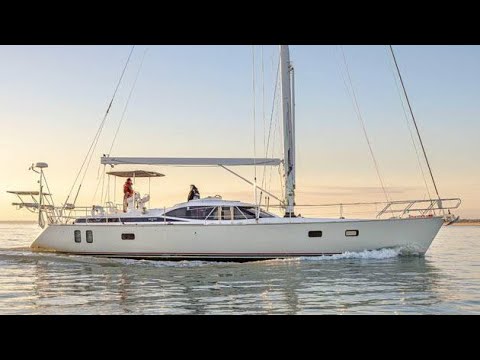 £1,050,000 Yacht Tour : 2017 Discovery 58