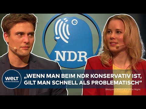 CONSTANTIN SCHREIBER: Julia Ruhs glasklar ‒ „Wir Journalisten sind keine Influencer" | LATE NIGHT