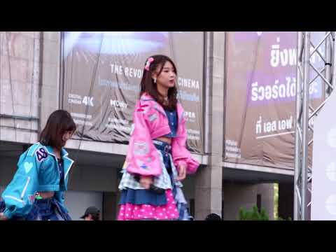 [Fancam] Heavy Rotation  (Kaew Focus), Central world , 19  December 2020