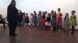preview picture of video 'Coro Infantil del Colegio Modesta Bor: Esplendida Noche'