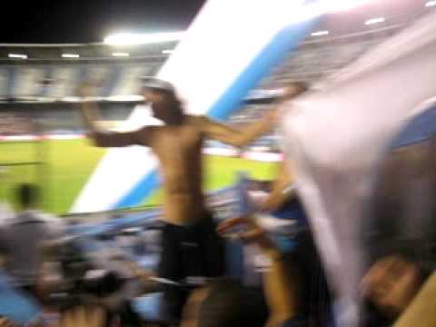 "racing hinchada la mejor! de pendejo te sigo" Barra: La Guardia Imperial • Club: Racing Club