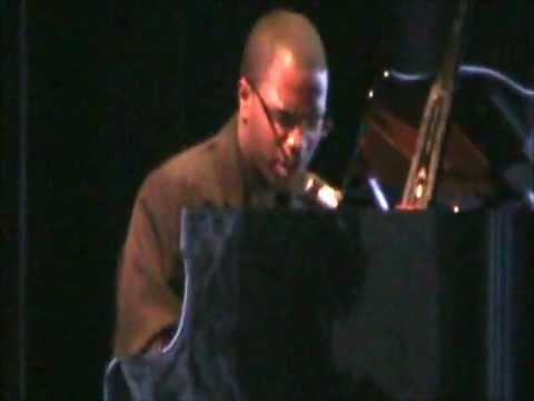 DJ Scaife sings Whitney Houston's "I Have Nothing"!