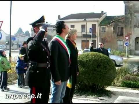 150° dell'Unità d'Italia - L'alzabandiera a Luzzara