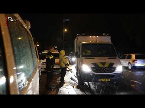 Urenlang onderzoek na inval garagebedrijf Soest [RTV Utrecht]