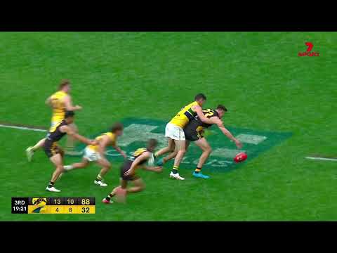 Elimination Final Hostplus SANFL Snapshot - Glenelg's Matt Allen curls it around