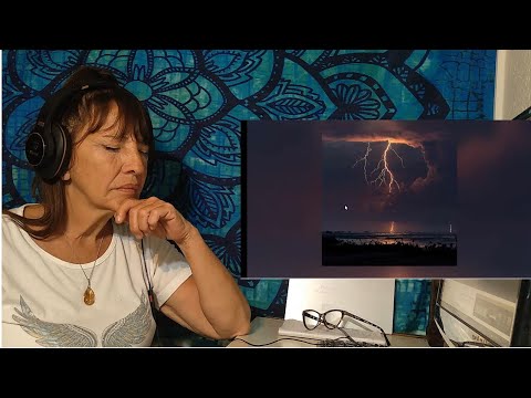 PSICOLOGA REACCIONA A KHAN - Rain