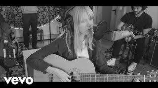 Lucy Rose - Song After Song (Live at Decoy Studios)
