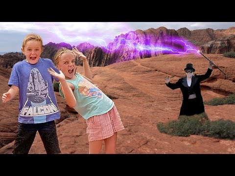 Escape the Game Master! Kids Searching For a Clue on Abandoned Mars! Mysterious Project Zorgo!