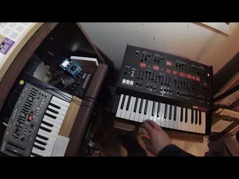 Synth jam with Micromonsta, Volca kick and sample, SH-01A, Odyssey