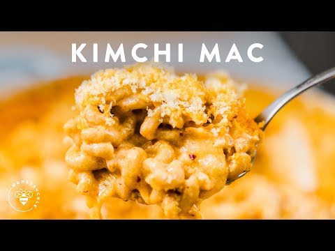 Gooey KIMCHI MAC & CHEESE 🍜🧀Delish Noodle Series | HONEYSUCKLE