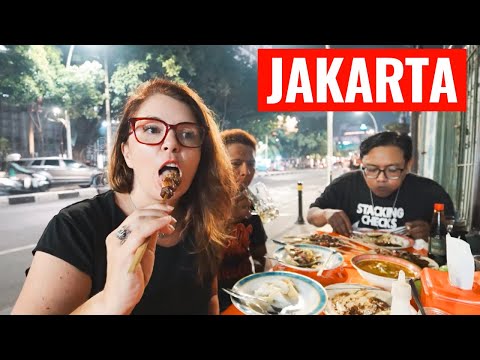 Goat Sate So Good, I Took Indonesia's First Class Train to Try It 🇮🇩 INDONESIAN FOOD