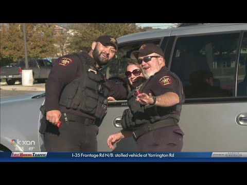 Hays Co. deputies pull over law-abiding drivers to give them a holiday treat