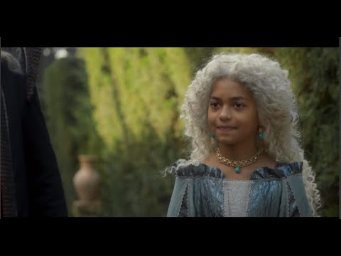 Laena Velaryon in her "where is Vhagar?" era.