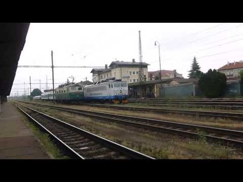 ČD 162.011 - Odjezd vlaku R 882 - Nymburk hl.n., 25.5.2013