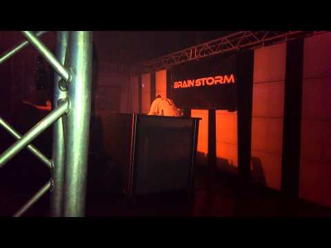 BUZZ FUZZ @ Brainstorm Zak Ülsen