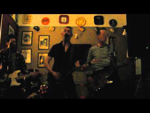 Peoples Republic of Mercia - Baby Please Don't Go live at The King's Head Buckingham