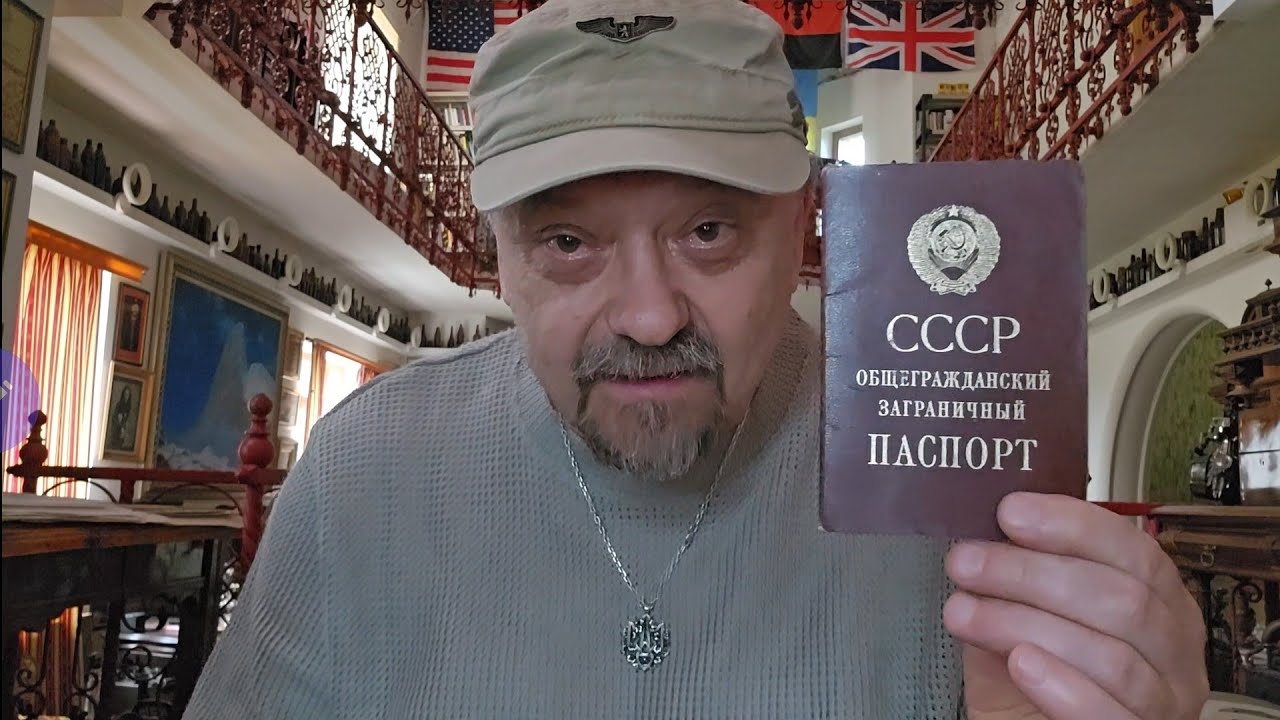 Хорошая новость - в России введут выездные визы, и другие события дня