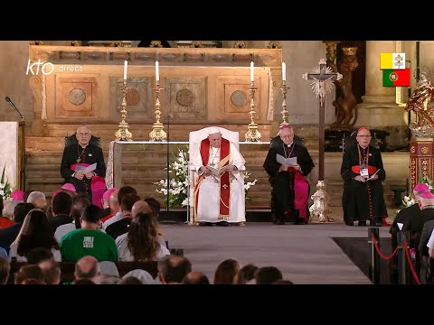 Vêpres avec les évêques, prêtres, religieux et agents pastoraux au Monastère des Hiéronymites