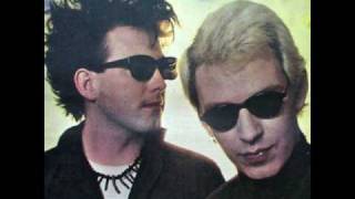 The Cure - Splintered In Her Head (Live Los Angeles 1981)