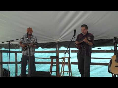 Dave Bagdade and John Bowyer perform 