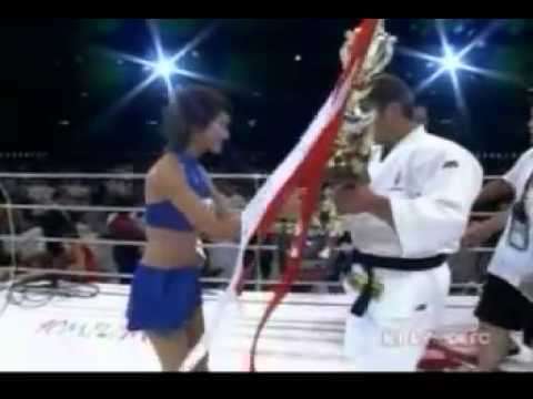 Royce Gracie vs Hidehiko Yoshida - Choke Out (English)