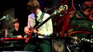 Instant Trio - Eleven Wives