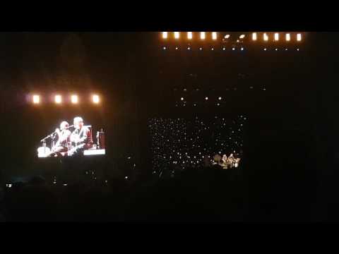 Eddie Vedder & Glen Hansard - Falling Slowly (live @Firenze Rocks)
