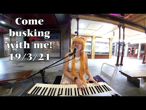 A busy Friday night busk during Fringe - Come busking with me - 19th of March, 2021