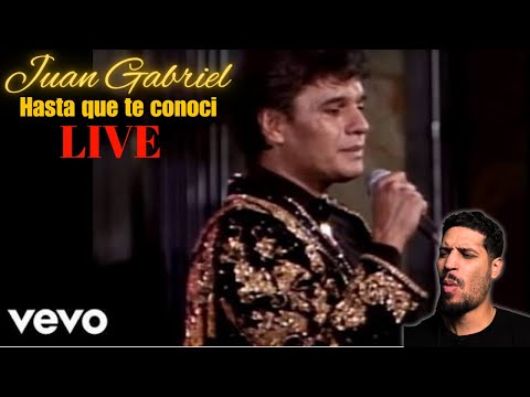First Time reacting Juan Gabriel! He is too GOOD! / Hasta que te conoci LIVE (Reaction)