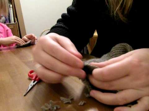 Naalbinding - cutting away errors