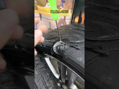 🔧 ¡Un pequeño clavo, una solución ENORME!Repara tu neumático en segundos — sin taller, sin mecánico🚗