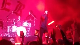The Amity Affliction Vocalist Goes Off On Man In Trump Jersey