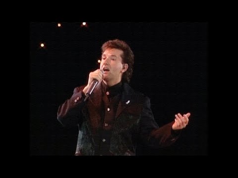 Daniel O'Donnell - It Is No Secret (Filmed live at The Point, Dublin 1996)