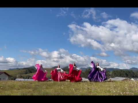 Dança Cigana - Merceditas (Grupo Querência)
