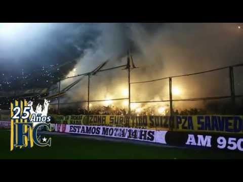 "Asi recibe su hinchada al glorioso Rosario Central (video sin editar)" Barra: Los Guerreros &bull; Club: Rosario Central
