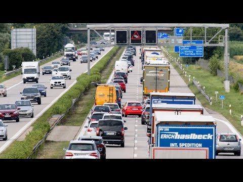 Holidays throughout Germany: Mega traffic jams expected this weekend