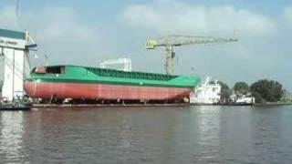 preview picture of video 'Tweelingdorp042   before-launching-Arklow-Raider1'