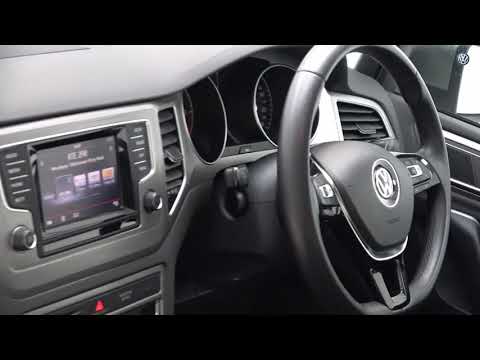 CMG VW SLIGO: 151RN668 VW Golf  1.6TDI SV 110BHP Manual Grey Metallic / Dark Cloth Interior