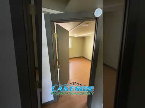 Pet Friendly 3 Bdrm 1 Bath 1.8 Miles to OIT and Sky Lakes property video