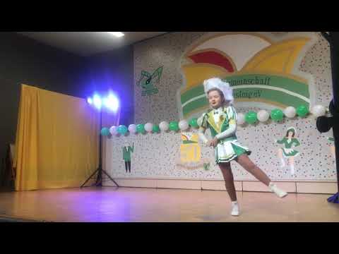 Funkenmariechen Zoey