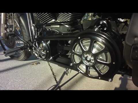 Performance Machine Contour Open Primary Belt Drive on Street Bob fxdb