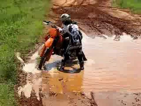 KTM esés