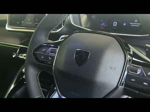 Peugeot 2008 GT hybrid red - Image 2