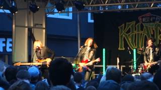 Yukon Blonde - Stairway (Live at Khatsahlano)