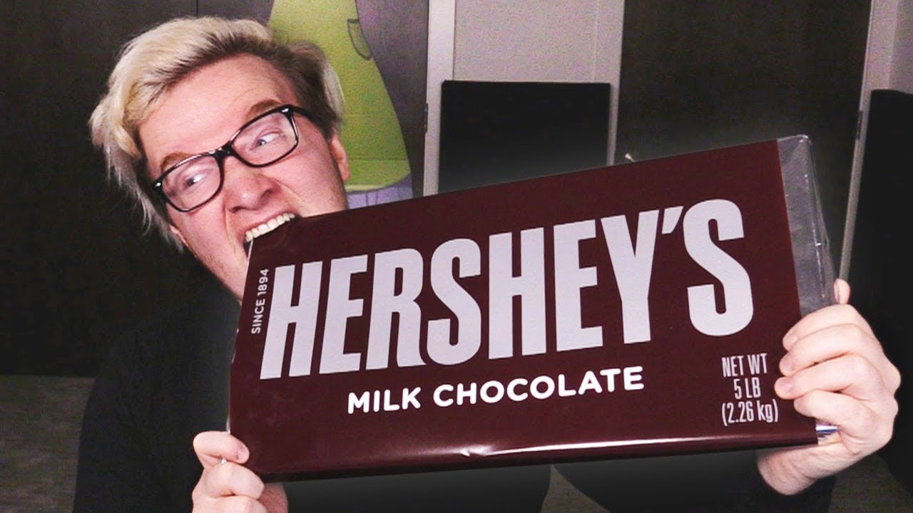 I Ate A 5 POUND CHOCOLATE Bar and More GIANT Candy