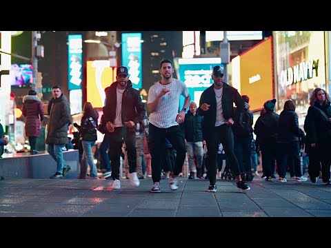 Dancing Boogie Chata in New York