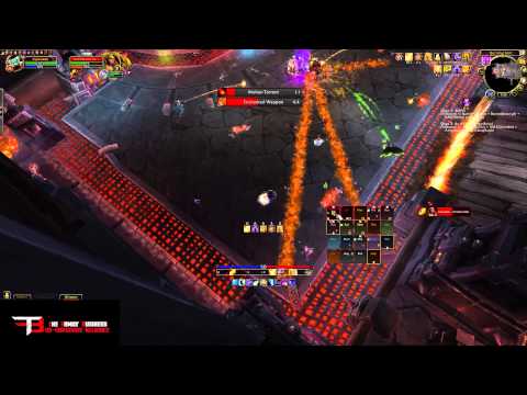 The Family Business vs.Flamebender Ka'graz - Mythic Blackrock Foundry (Discipline Priest)