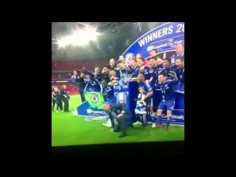 Chelsea vs Tottenham Final capital one mourinho celebration 01/03/2015