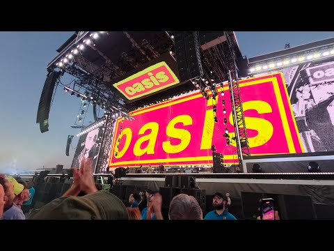 Oasis - Rock And Roll Star (Live in Manchester, July 11th 2025)